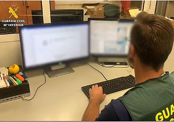 Three doctors investigated for prescribing more than 20,000 psychotropic pills to a single patient in Malaga