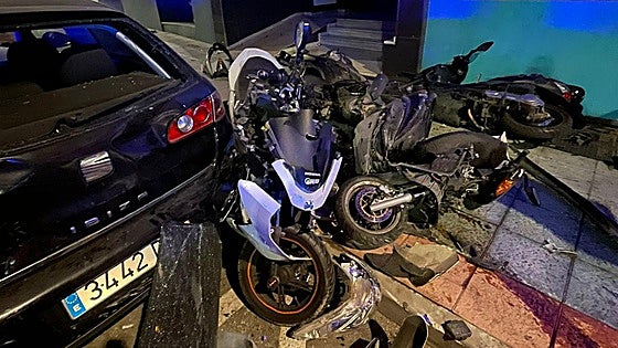 Driver arrested after fleeing from checkpoint in Marbella and ramming a police car