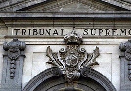 Spain's highest court annuls dismissal of worker caught with unpaid for products, because search of her bag was illegal