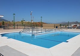 The El Cordobés municipal swimming pool in Alhaurín de la Torre.