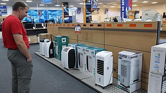 Pneumonia experts warn against excessive use of aircon in home and car