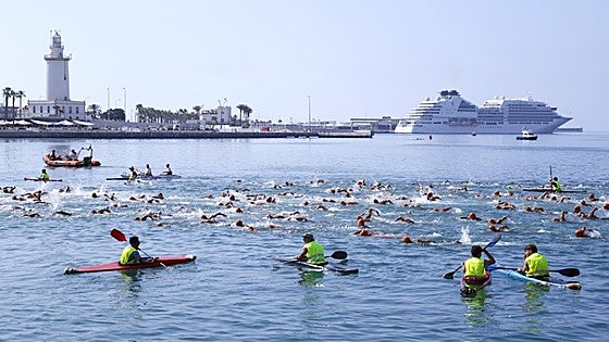 Malaga limbers up for August fair with annual port swim