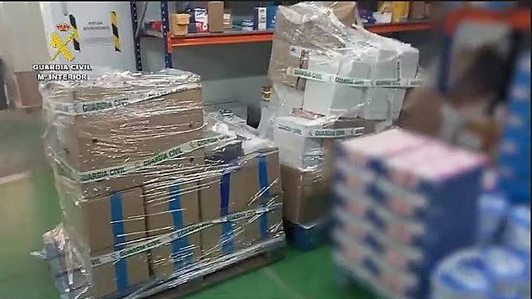Operation Gourmet: nine arrested in Malaga for relabelling and distributing expired foodstuffs