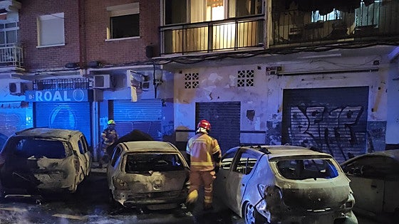 Series of suspicious fires with at least 12 vehicles gutted mars opening of Malaga's summer fair