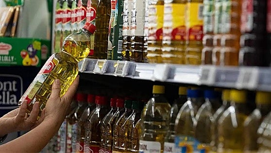 Website that monitors supermarket chains in Spain reveals 70% hike in oil price in 15 days