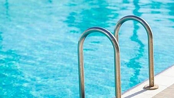 Man, 25, found dead in swimming pool in Sotogrande