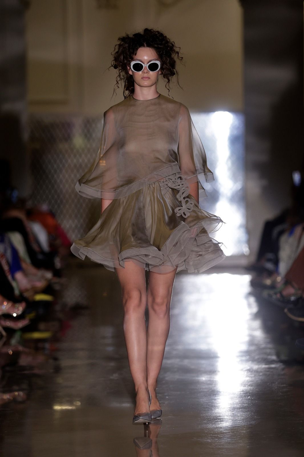 Victorio &amp; Lucchino avant-garde classic fashion on the catwalk - in pictures