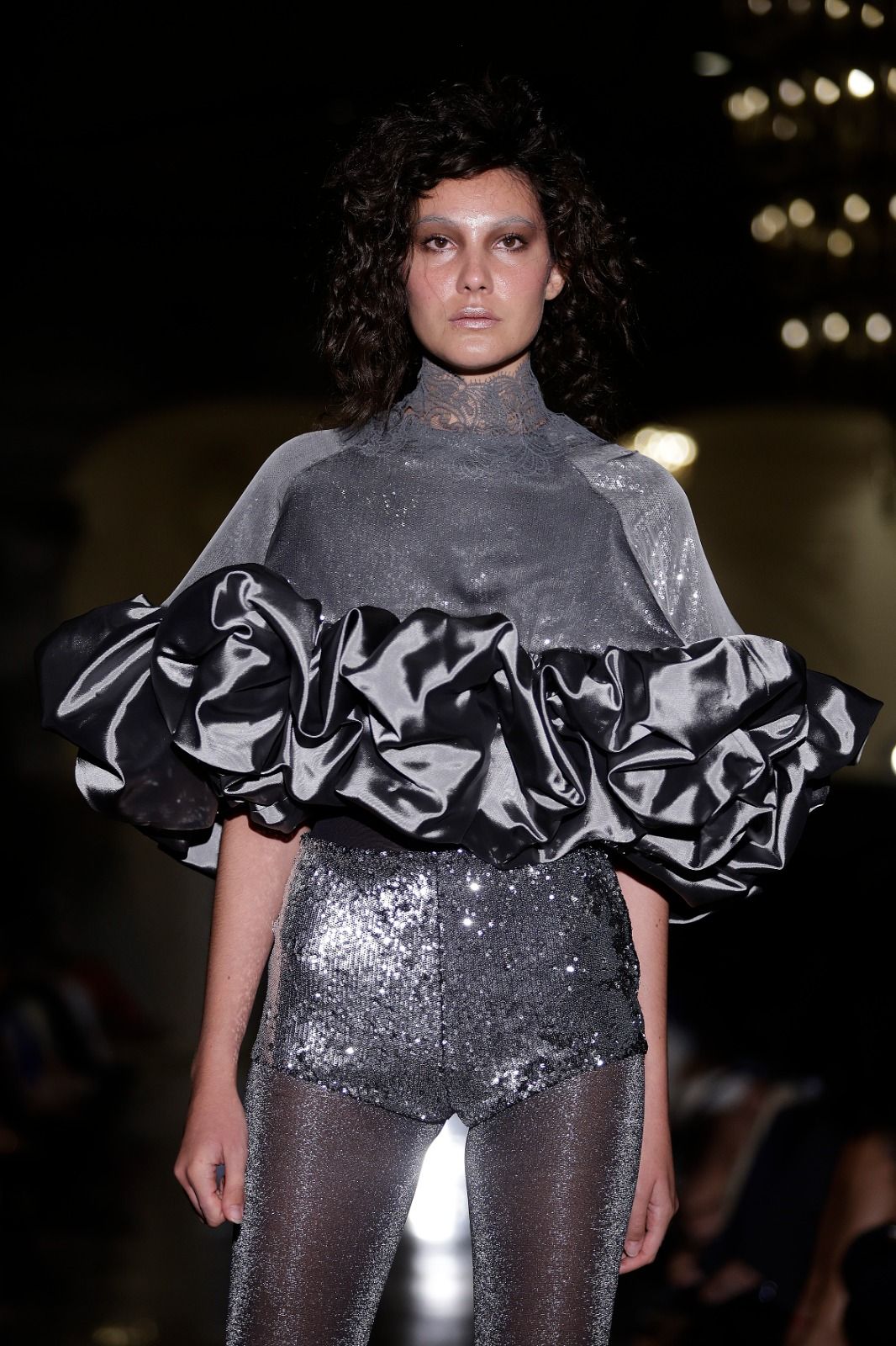 Victorio &amp; Lucchino avant-garde classic fashion on the catwalk - in pictures