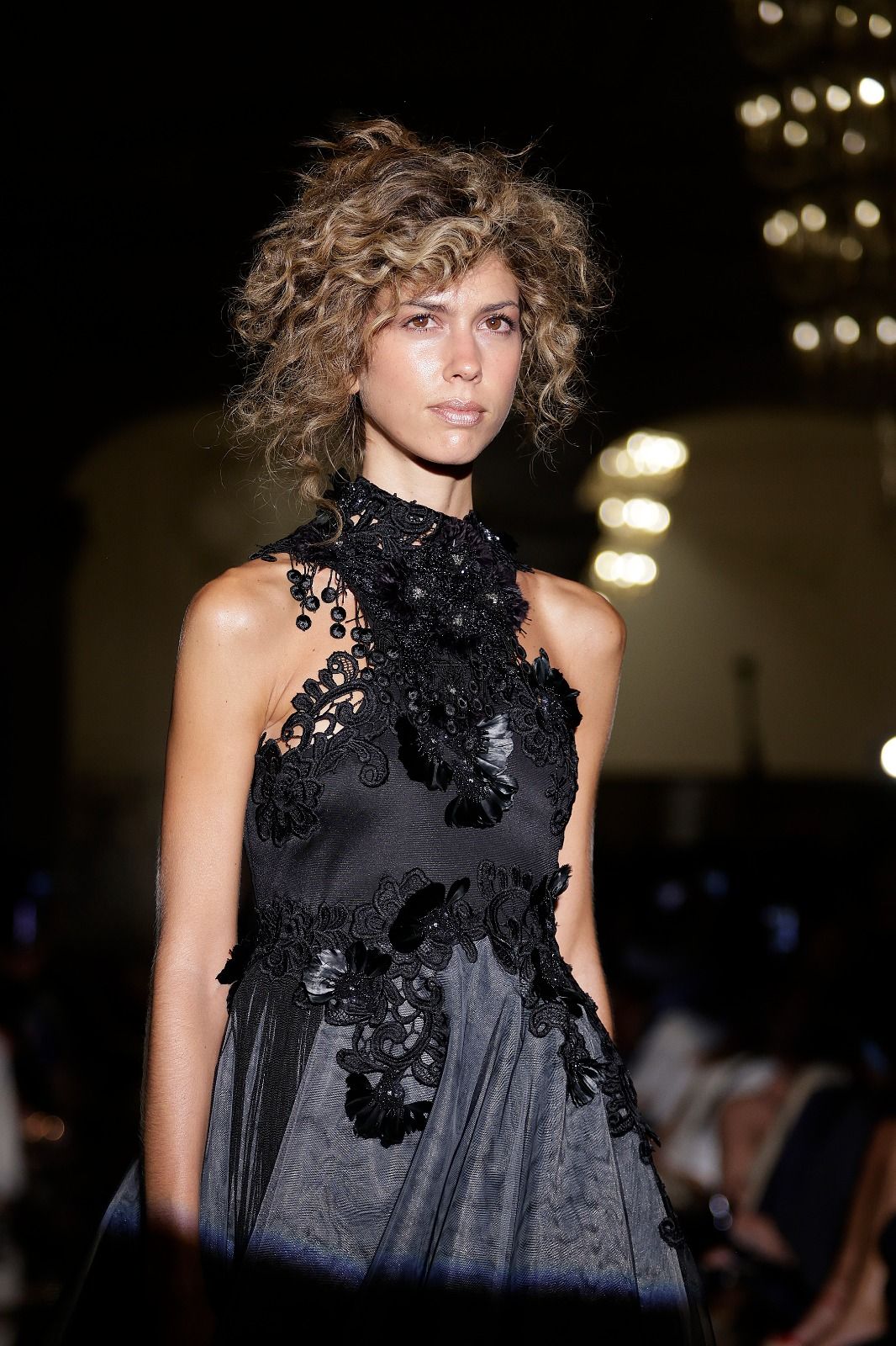 Victorio &amp; Lucchino avant-garde classic fashion on the catwalk - in pictures