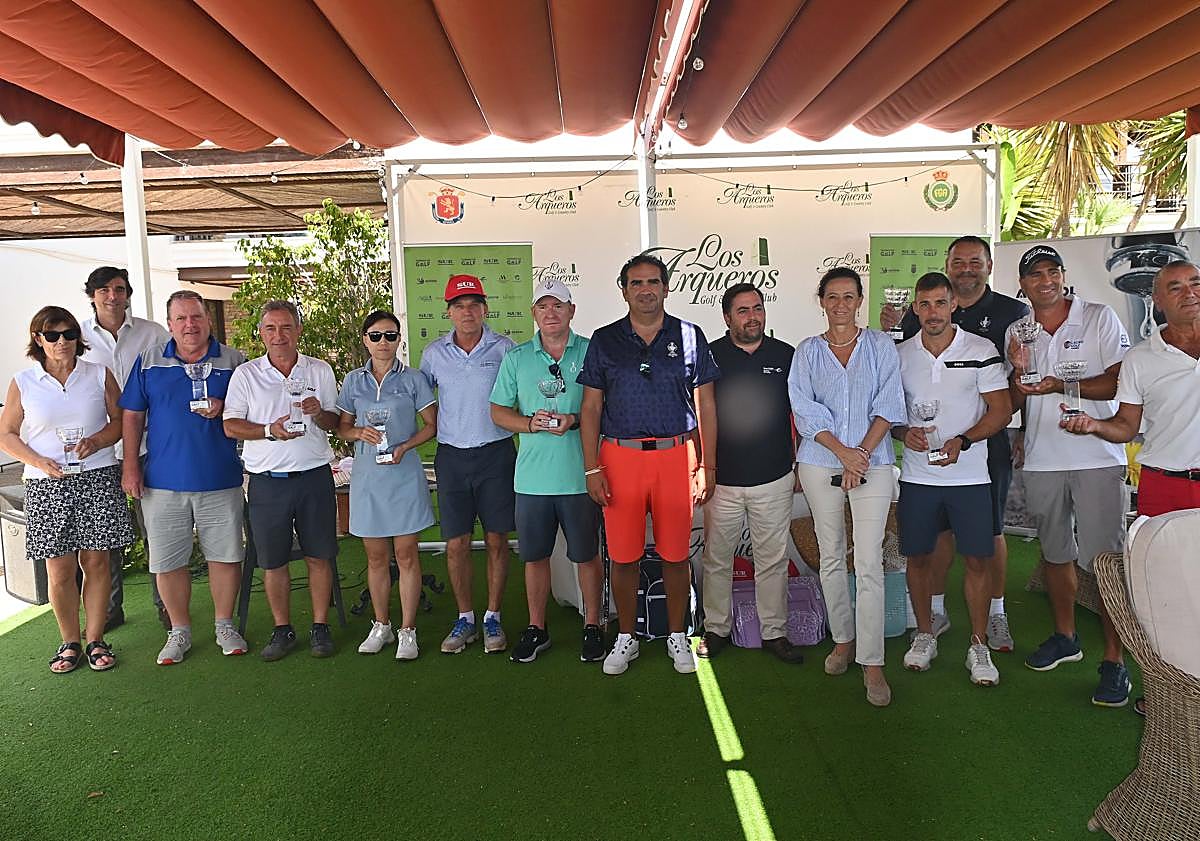 Imagen principal - Golf tournament deemed a huge success as SUR brings together key players from Costa del Sol businesses