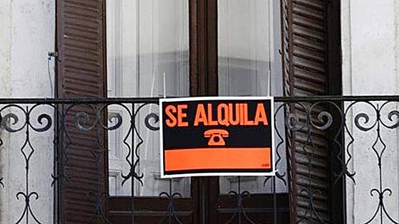 Landlord fined 5,300 euros for installing a video surveillance camera in a house in Spain