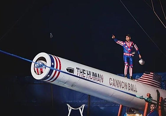 Last remaining human cannonball in Spain: the circus performer who regularly gets fired