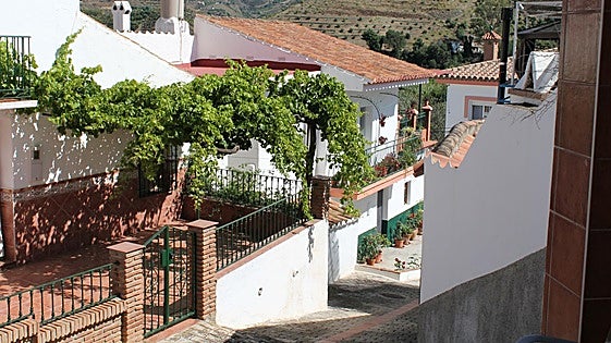 El Salto del Negro: the secluded village in Malaga province with an uncertain origin