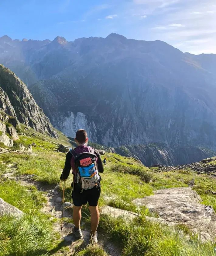 Imagen secundaria 2 - Cincuenta cimas y 700 kilómetros en 12 días sin parar: así fue el reto más duro de un trail runner de Nerja