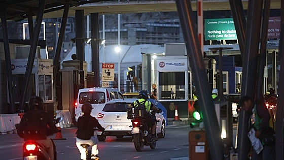 Biometric controls at Gibraltar border raise concerns in neighbouring Spanish town