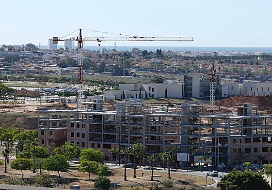 File image of the construction of a housing development in Malaga city.