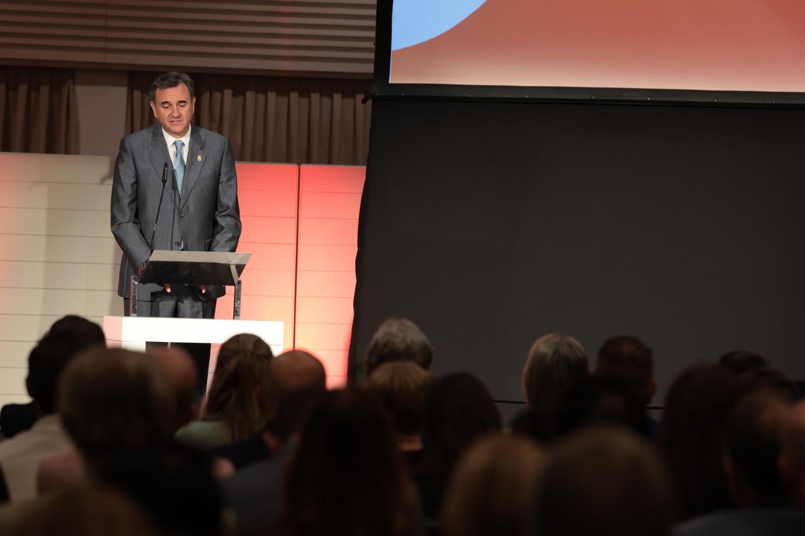 SUR in English 40th anniversary gala, in photos (II)