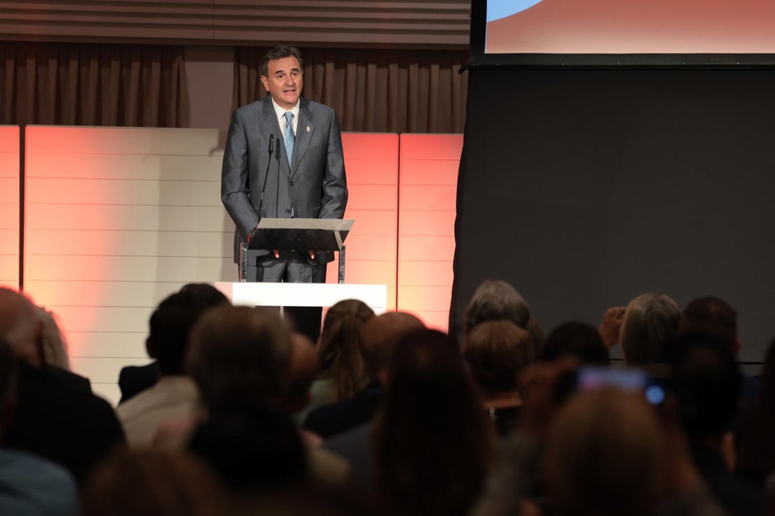 SUR in English 40th anniversary gala, in photos (II)