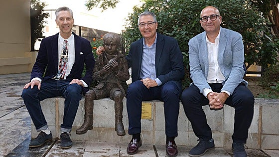 British artist donates sculpture of a young Picasso to Malaga gallery