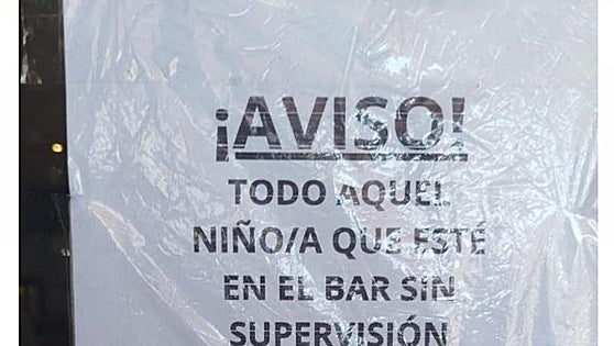 Restaurant sign in Spain goes viral after warning to parents about unsupervised children