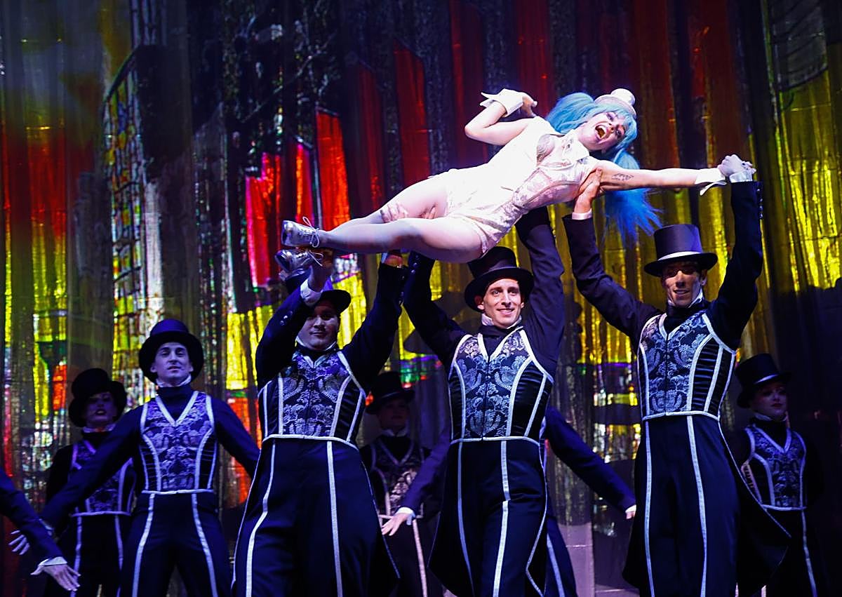 Imagen secundaria 1 - Antonio Banderas brings Broadway to Malaga with his premiere of Gypsy