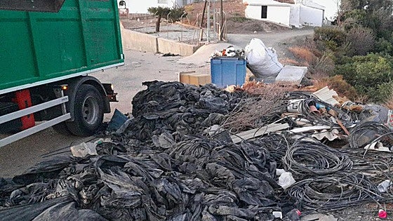 Axarquía council calls for ‘civic-mindedness’ after increase in number of illegal rubbish dumps