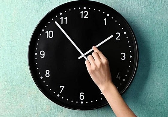 How to avoid the physical and mental 'hangover' when clocks change this weekend