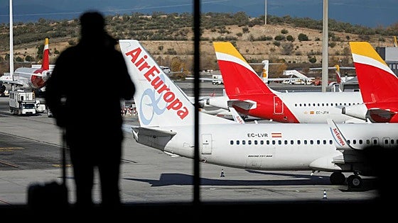 Airlines predict bumper winter season in Spain as tourists change travel plans due to widespread conflict in the Middle East