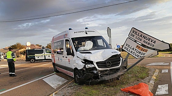 Dialysis patient dies in ambulance crash in Spain