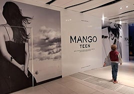 Announcement of the upcoming opening of Mango in the shopping centre.