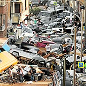 Extra army support called up in face of scale of Valencia disaster