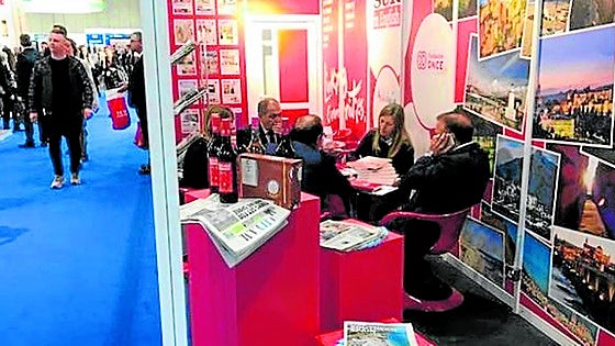 SUR in English marks 40 years at the World Travel Market in London