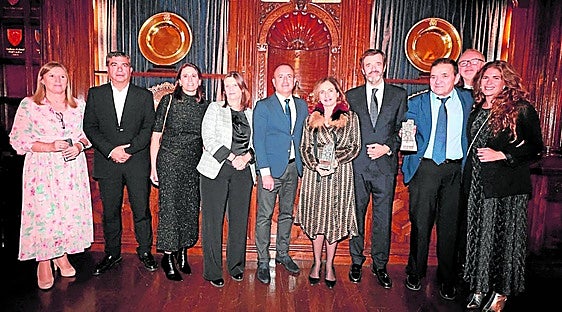 SUR in English recognises Holiday World group with first special tourism award