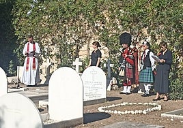 The service in the English cemetery.