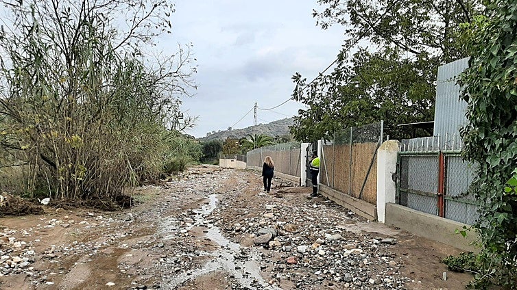 'Dana' storm leaves a flooded animal shelter in Monda and roads cut off