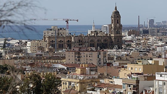 Renting a flat in Malaga costs same as Spain's Balearic Islands, accounting for more than half of household income