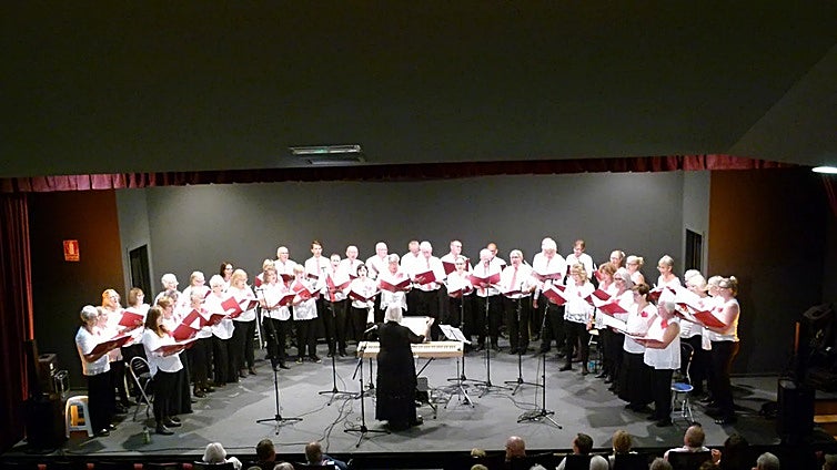 Amateur choir to offer festive favourites during charity Christmas concert