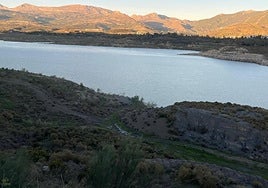 La Viñuela reservoir in the Axarquía last week.