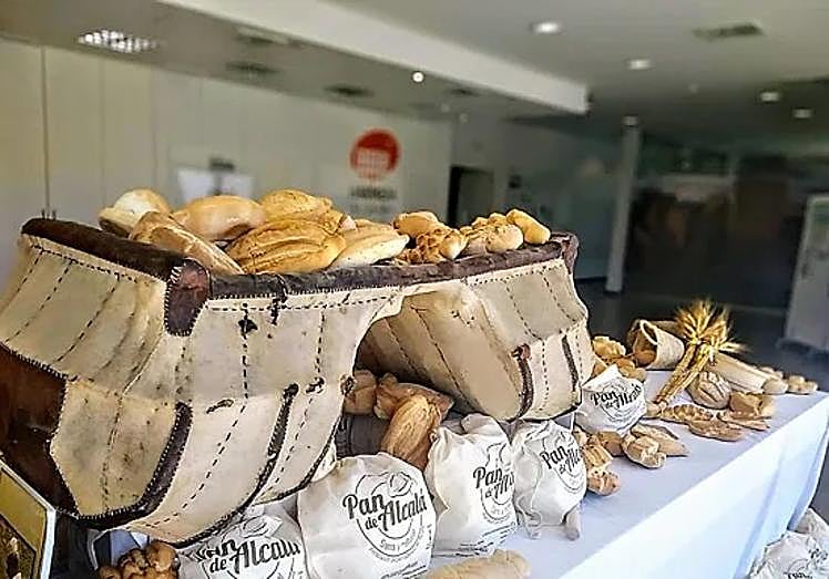 Alcalá de Guadaíra bread.