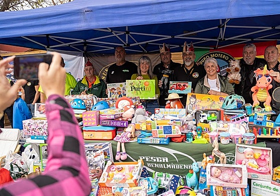 More than 1,000 gifts were collected during the event.