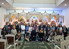 The group at the Hindu temple in Fuengirola.