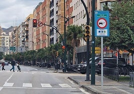 One of the signs indicating the start of the low emissions zone in Malaga city.