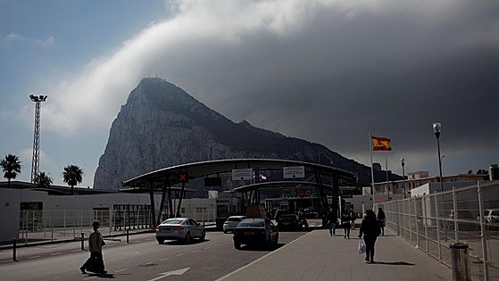 Union votes to delay Gibraltar Health Authority strike until the new year