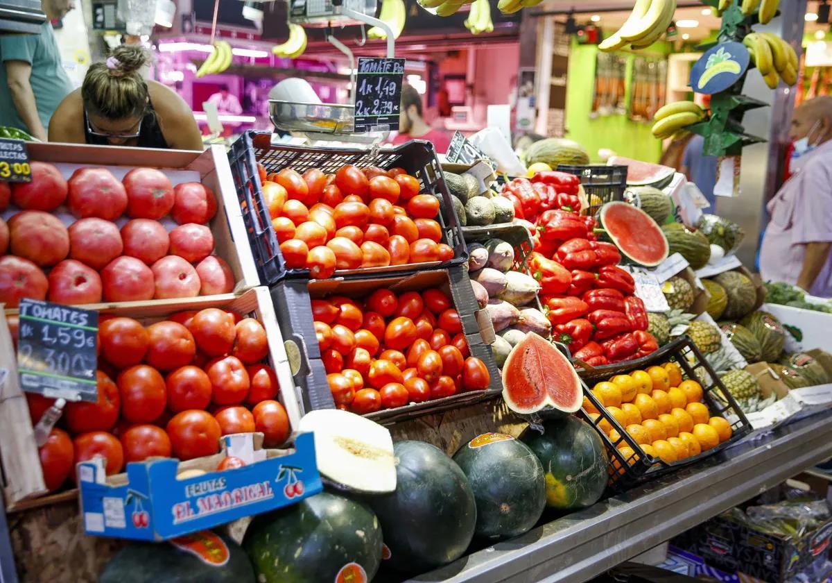 Fresh fruit on a market stall.