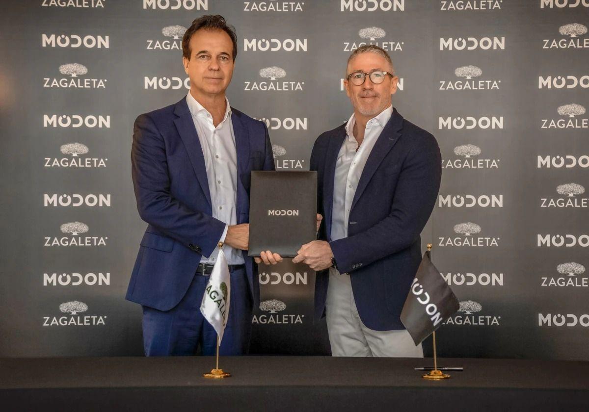 Ignacio Pérez, Executive Chairman of La Zagaleta, alongside Bill O'Regan, CEO of Modon Holding Group.