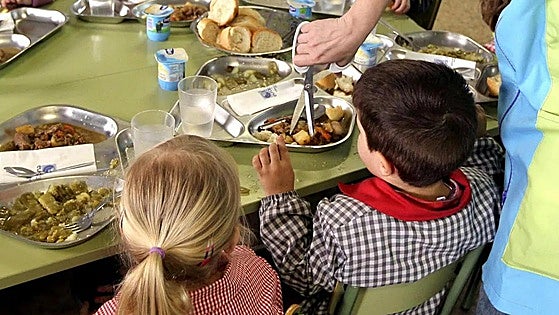 Spanish government to dish up healthier school meals and ban sugary drinks