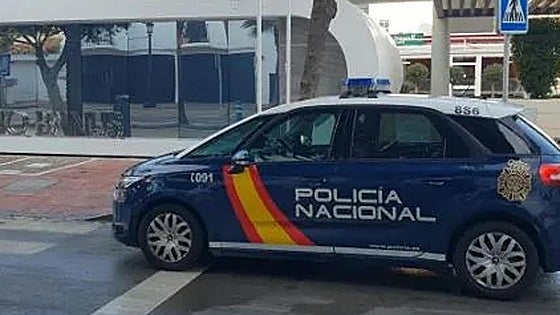 Man arrested after woman, 32, plunges from fourth-floor apartment in Marbella