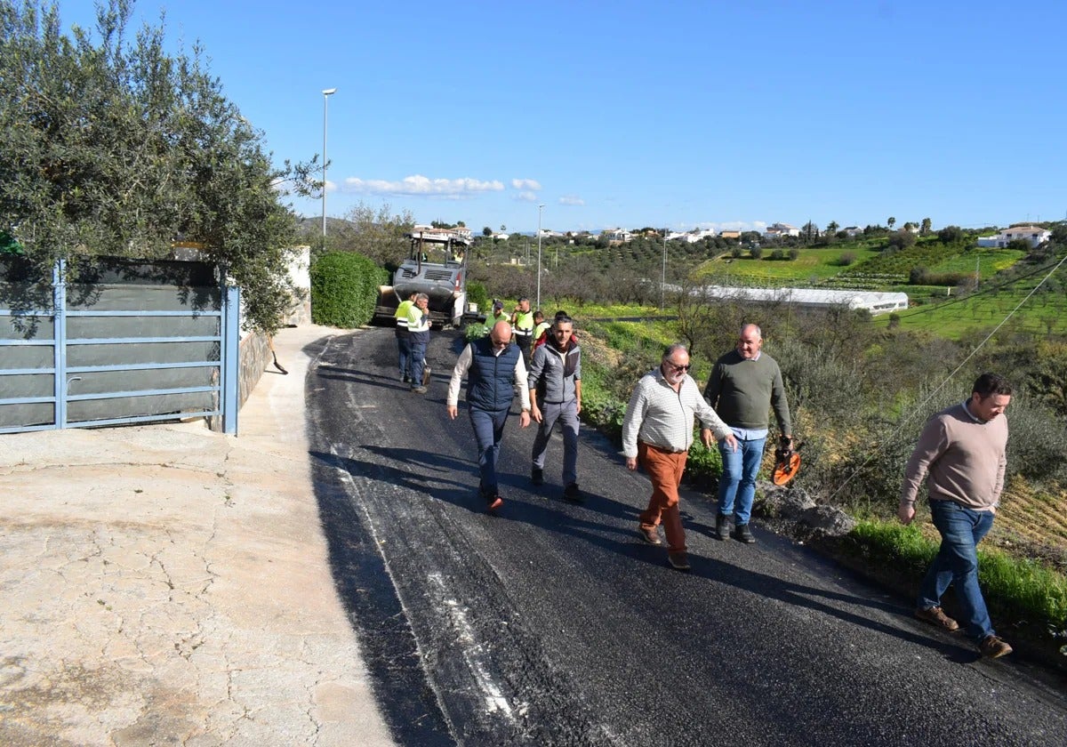 Municipal officials visit El Camino Fuente de Lentisco.