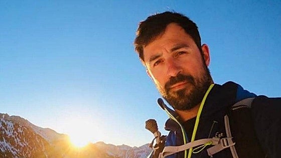 Mountaineer who climbed the highest peak in Spain's Pyrenees to sleep on New Year's Eve found dead