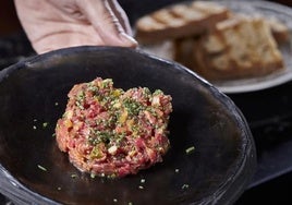 Steak tartare prepared by Leña restaurant.